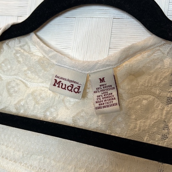 JUNIORS Mudd ivory blouse size M - Picture 9 of 9